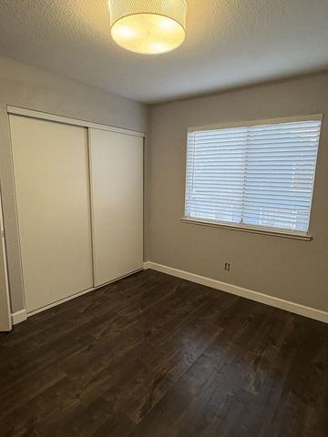 4 Coso Court, Sacramento, CA 95838