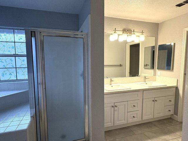 4 Coso Court, Sacramento, CA 95838