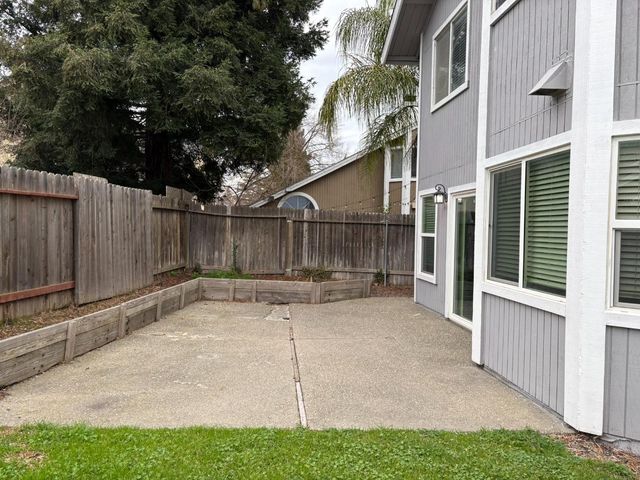 4 Coso Court, Sacramento, CA 95838