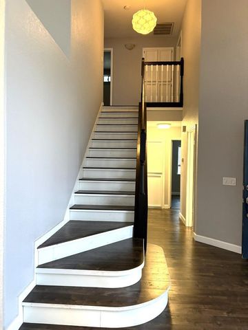 4 Coso Court, Sacramento, CA 95838