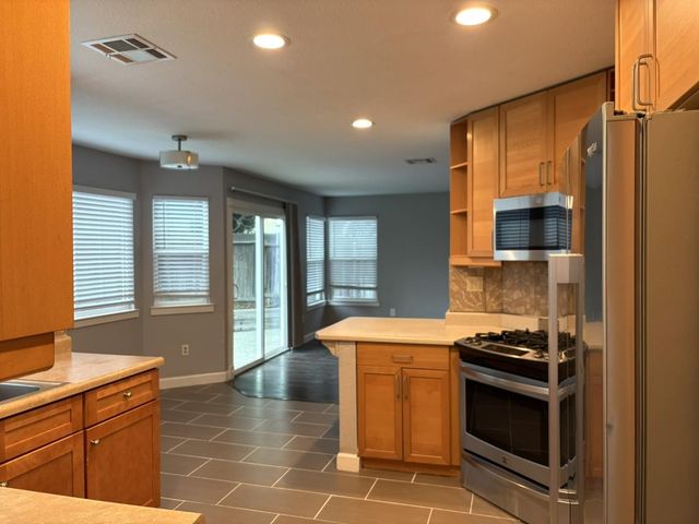 4 Coso Court, Sacramento, CA 95838