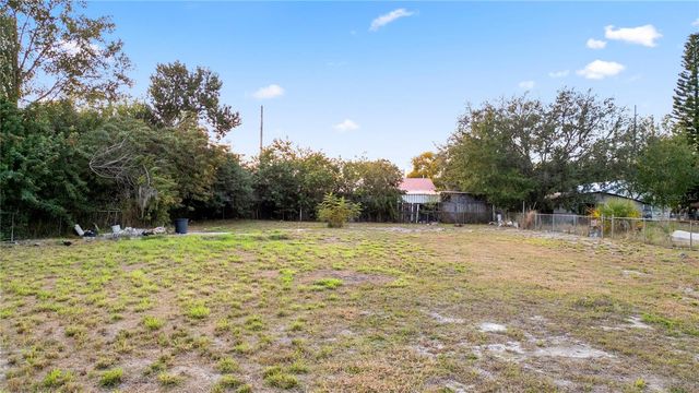 520 POINSETTIA ROAD, Auburndale, FL 33823