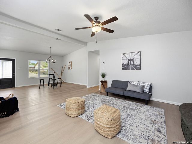 612 Jamie Sue, Converse, TX 78109