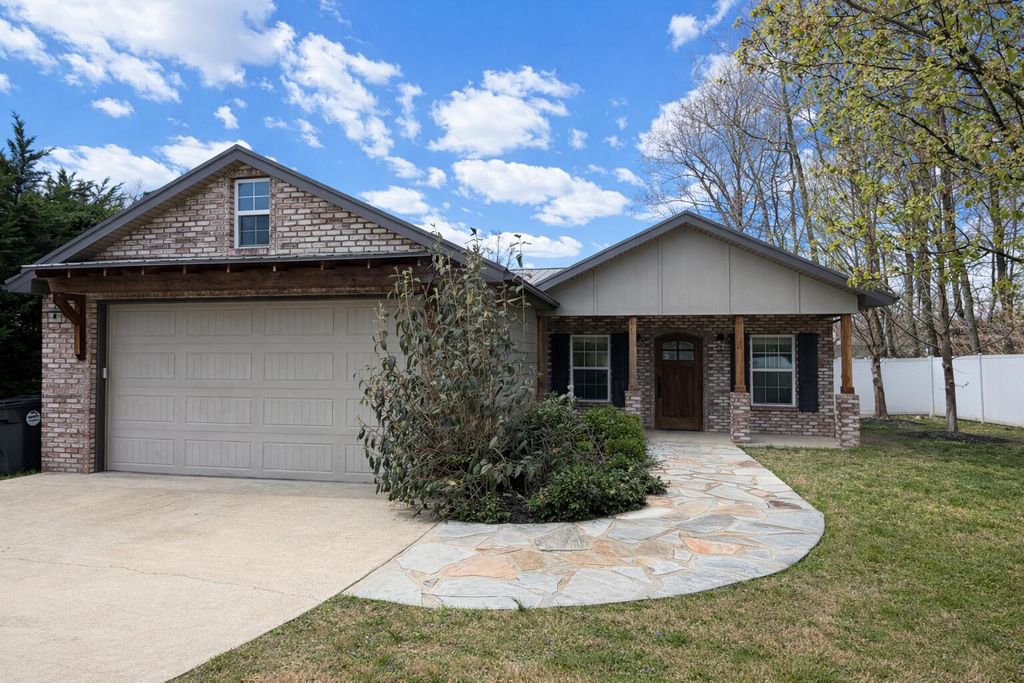 27 McKenzie Trail, Corbin, KY 40701