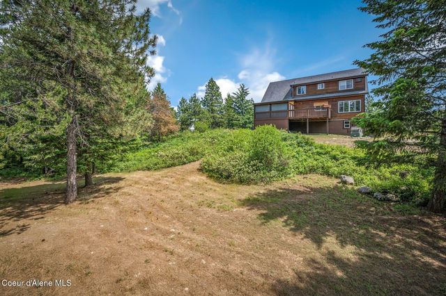 9067 W COEUR D ALENE DR, Spirit Lake, ID 83869