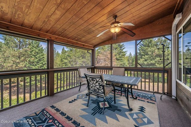 9067 W COEUR D ALENE DR, Spirit Lake, ID 83869