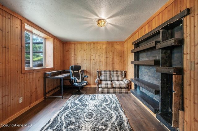 9067 W COEUR D ALENE DR, Spirit Lake, ID 83869