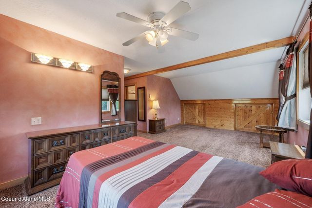 9067 W COEUR D ALENE DR, Spirit Lake, ID 83869