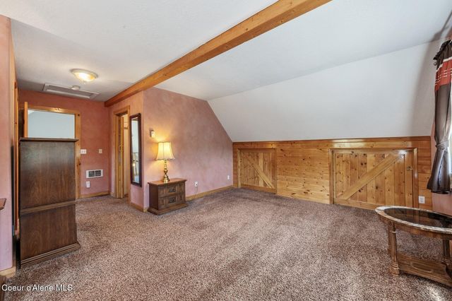 9067 W COEUR D ALENE DR, Spirit Lake, ID 83869