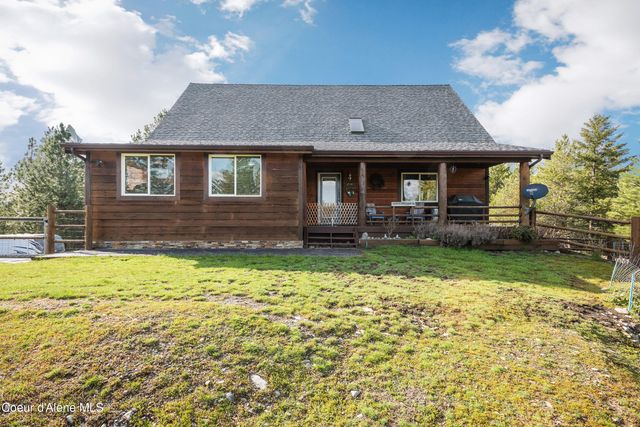 9067 W COEUR D ALENE DR, Spirit Lake, ID 83869