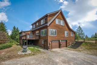 9067 W COEUR D ALENE DR, Spirit Lake, ID 83869