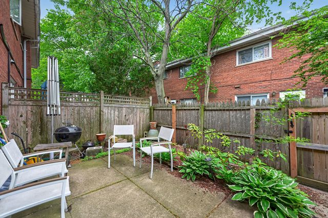606 South Boulevard D, Evanston, IL 60202