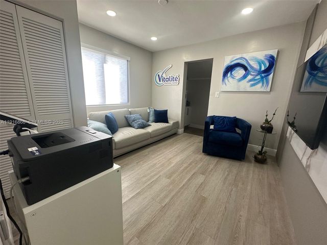 6443 Bird Rd, Miami, FL 33155