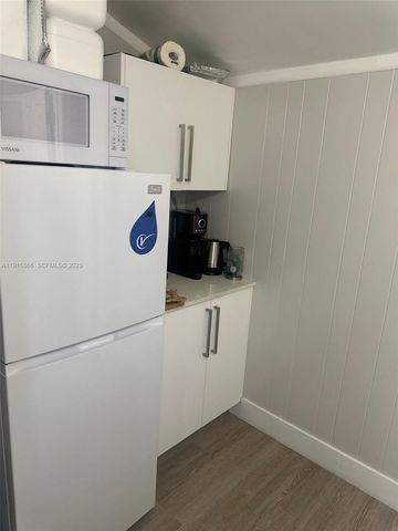 6443 Bird Rd, Miami, FL 33155