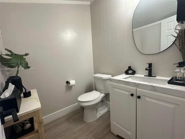 6443 Bird Rd, Miami, FL 33155