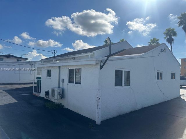 6443 Bird Rd, Miami, FL 33155