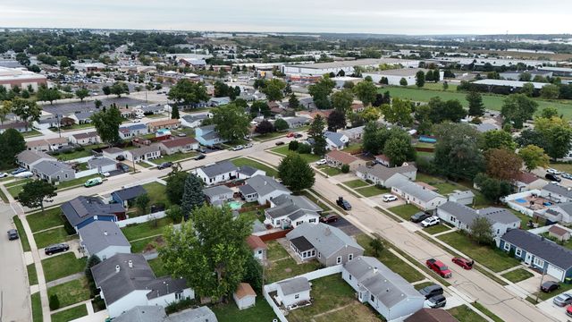 512 Concord Avenue, Romeoville, IL 60446