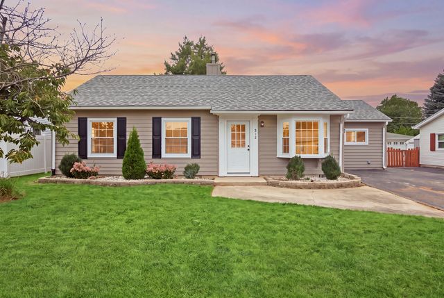 512 Concord Avenue, Romeoville, IL 60446