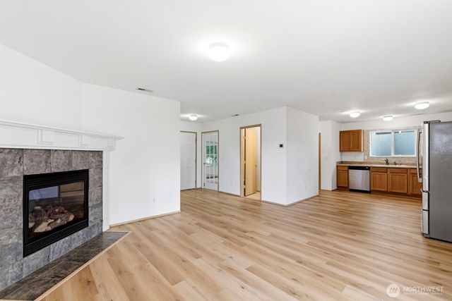3230 Hoffman Hill Boulevard, Dupont, WA 98327