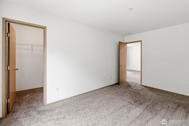 3230 Hoffman Hill Boulevard, Dupont, WA 98327