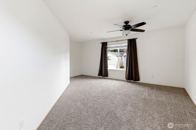 3230 Hoffman Hill Boulevard, Dupont, WA 98327