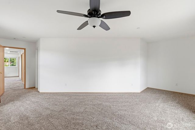 3230 Hoffman Hill Boulevard, Dupont, WA 98327