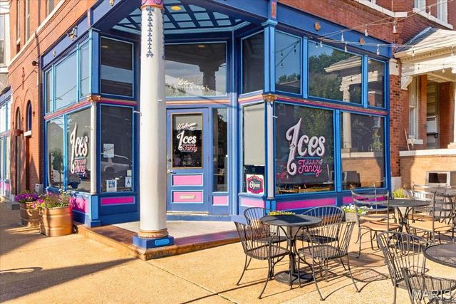 4059 Castleman Avenue, St Louis, MO 63110