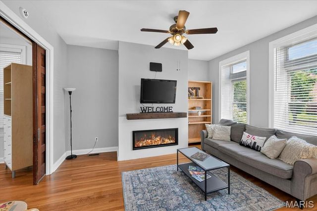4059 Castleman Avenue, St Louis, MO 63110