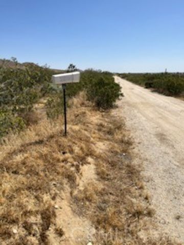 0 Cor 87th St W & Felsite Ave, Rosamond, CA 93560