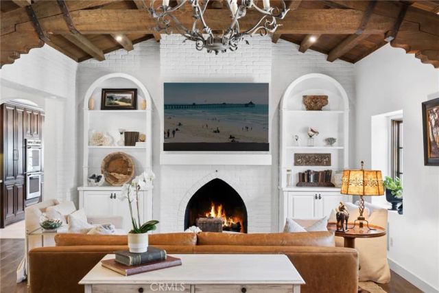 541 Hazel, Corona Del Mar, CA 92625
