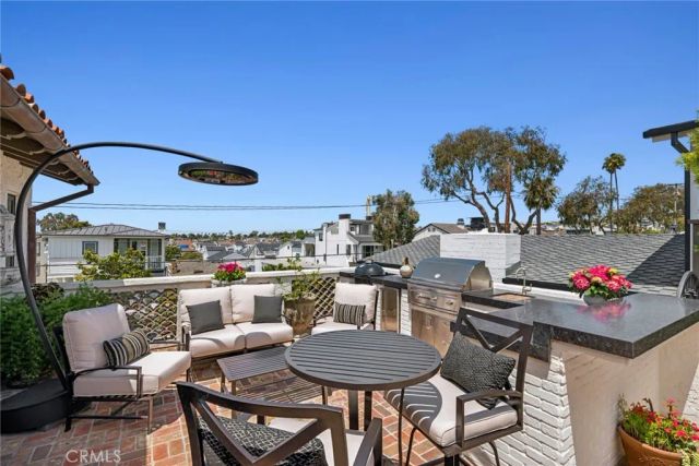 541 Hazel, Corona Del Mar, CA 92625