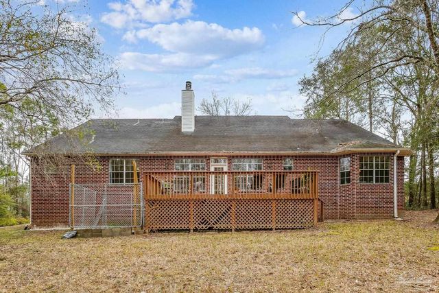 1363 Water Oaks Trl, Cantonment, FL 32533