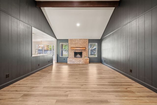 4105 Hemlock Street, Fort Worth, TX 76137