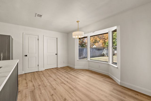 4105 Hemlock Street, Fort Worth, TX 76137