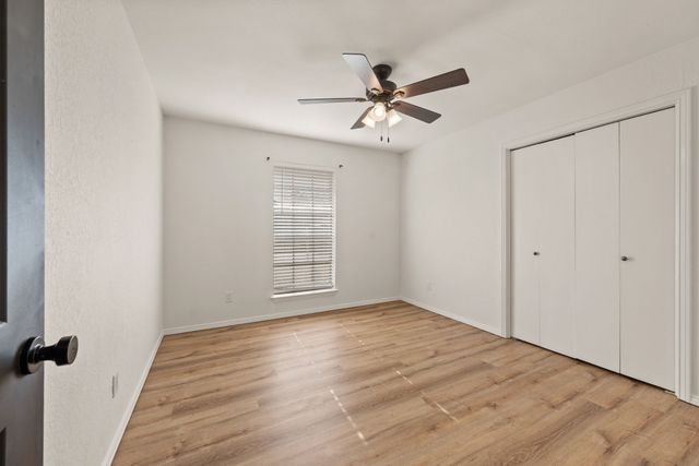 4105 Hemlock Street, Fort Worth, TX 76137