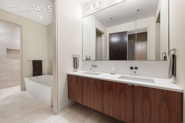 309 W 80th Street, New York City, NY 10024