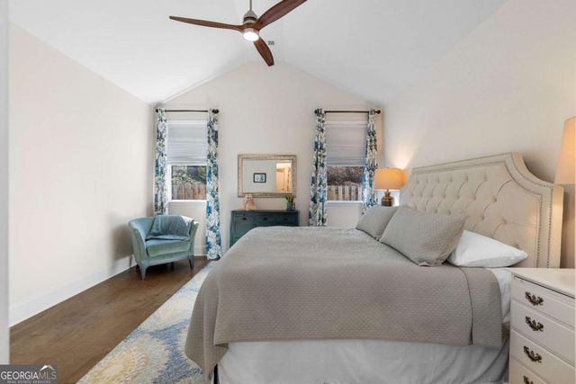 912 Lucky Lane, Woodstock, GA 30188