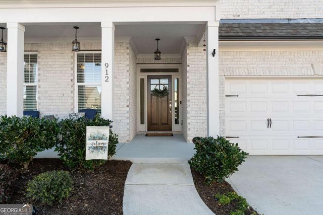 912 Lucky Lane, Woodstock, GA 30188