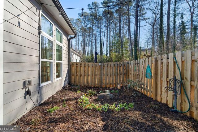 912 Lucky Lane, Woodstock, GA 30188