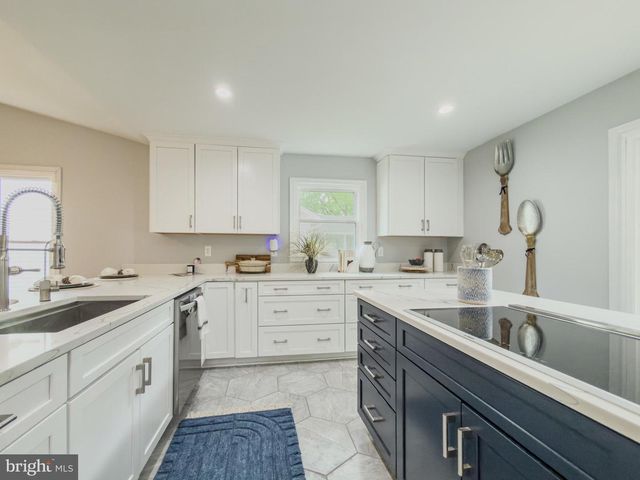 5 TRIPOLEY CT, Gaithersburg, MD 20878