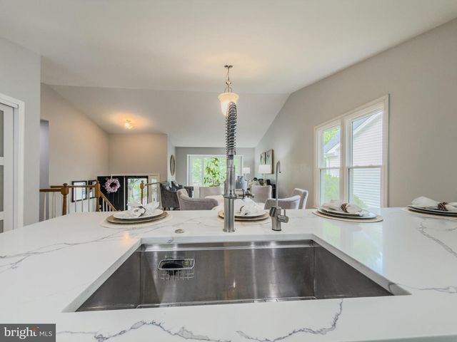 5 TRIPOLEY CT, Gaithersburg, MD 20878