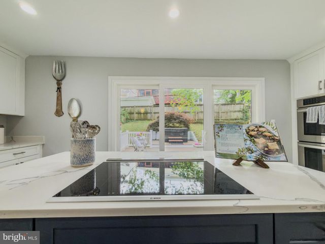 5 TRIPOLEY CT, Gaithersburg, MD 20878