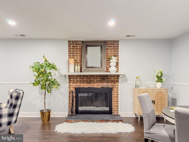 5 TRIPOLEY CT, Gaithersburg, MD 20878