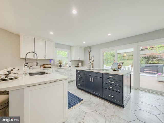 5 TRIPOLEY CT, Gaithersburg, MD 20878