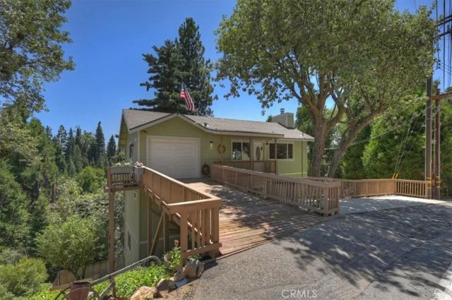 31095 Old City Creek Rd, Running Springs, CA 92382