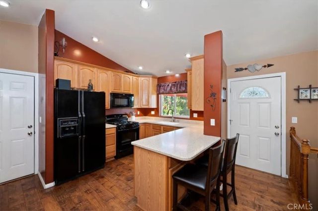 31095 Old City Creek Rd, Running Springs, CA 92382