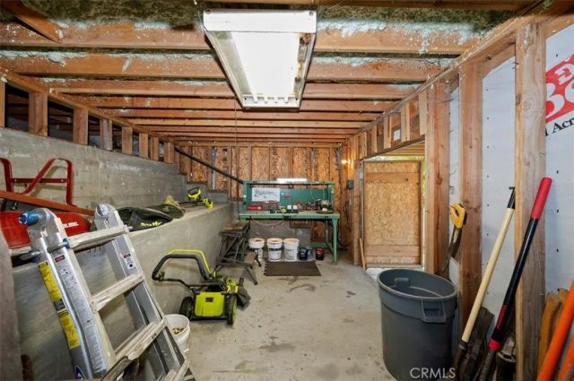 31095 Old City Creek Rd, Running Springs, CA 92382
