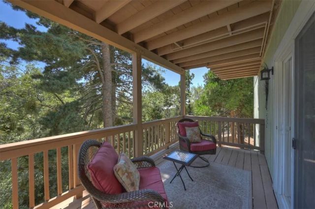 31095 Old City Creek Rd, Running Springs, CA 92382