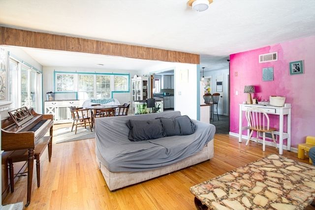 27 Howard Dr, Plymouth, MA 02360