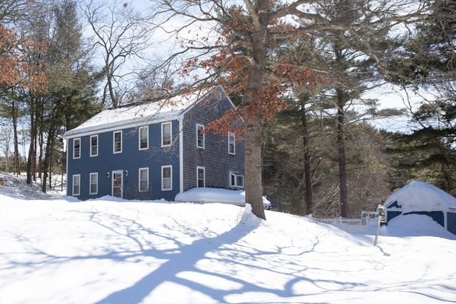 27 Howard Dr, Plymouth, MA 02360